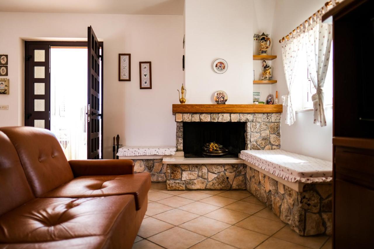 Trullo Elvira & Luigi Villa Monopoli Exterior foto